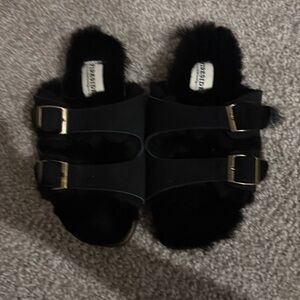 Dearfoams fireside fuzzy slides black